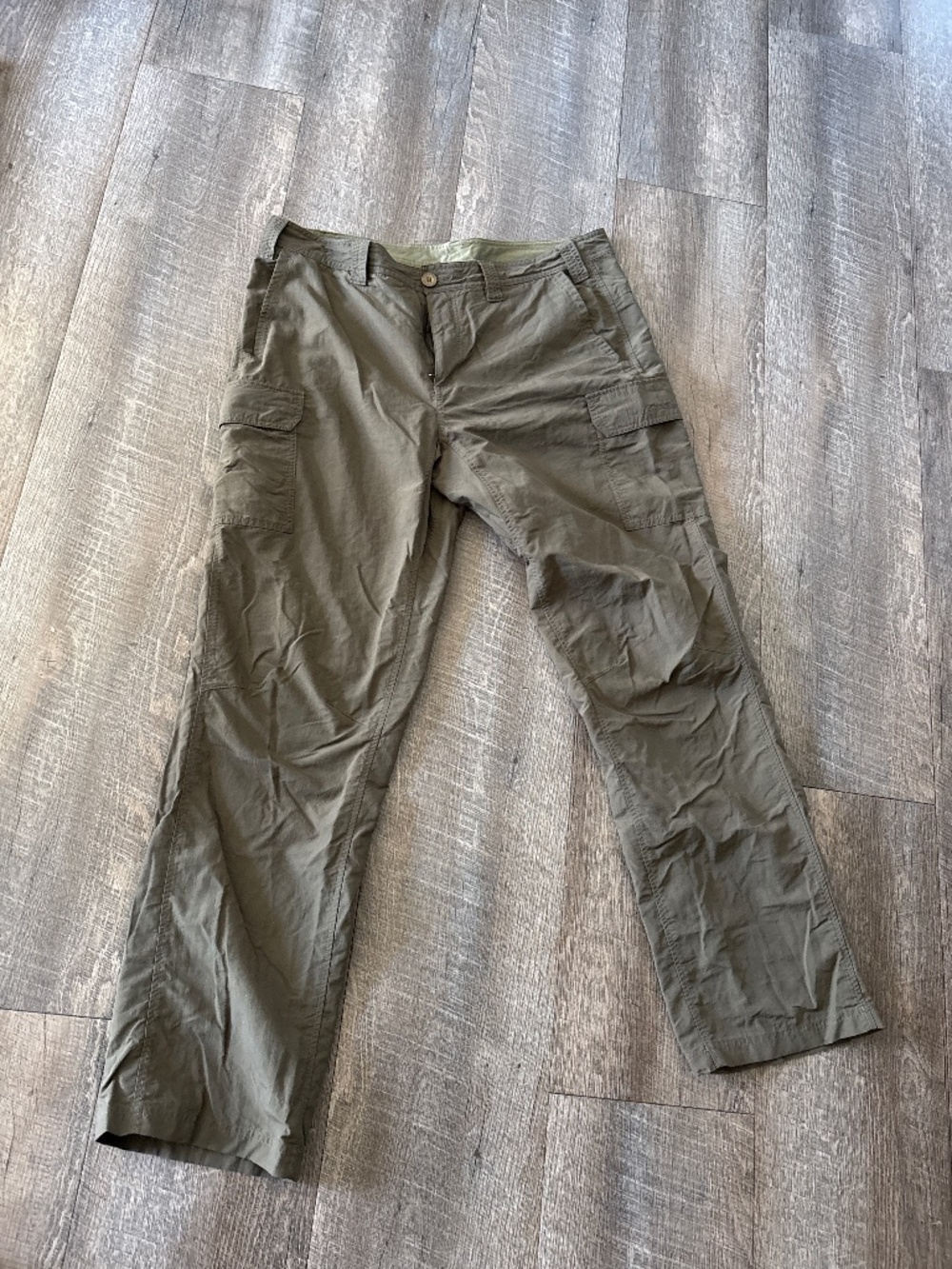 Eddie Bauer men’s hiking pants